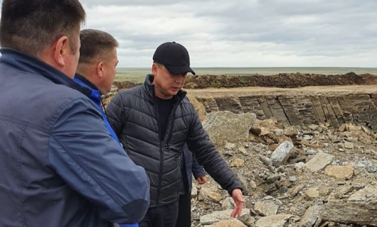 Аким Житикаринского района Н.К. Утегенов ознакомился с ходом производства щебня